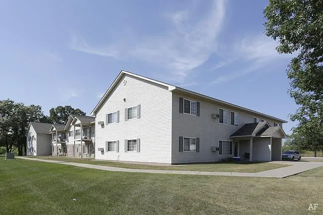 Nature's Edge Apartments — Photo 19