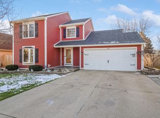 105 Filbert Dr, Streamwood, IL 60107