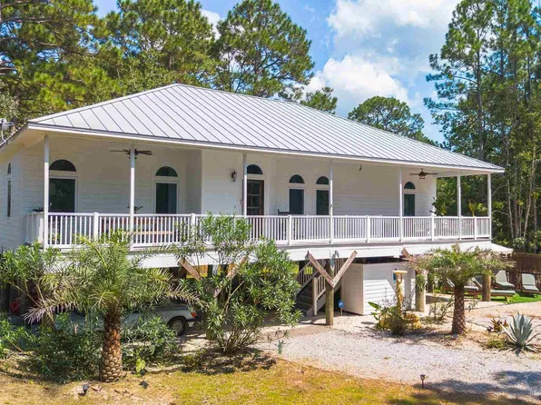 88 S 3rd St, Santa Rosa Beach, FL 32459