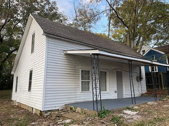 1046 Buchanan St — Photo 1