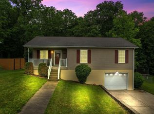 13643 Good Dr, Logan, OH 43138