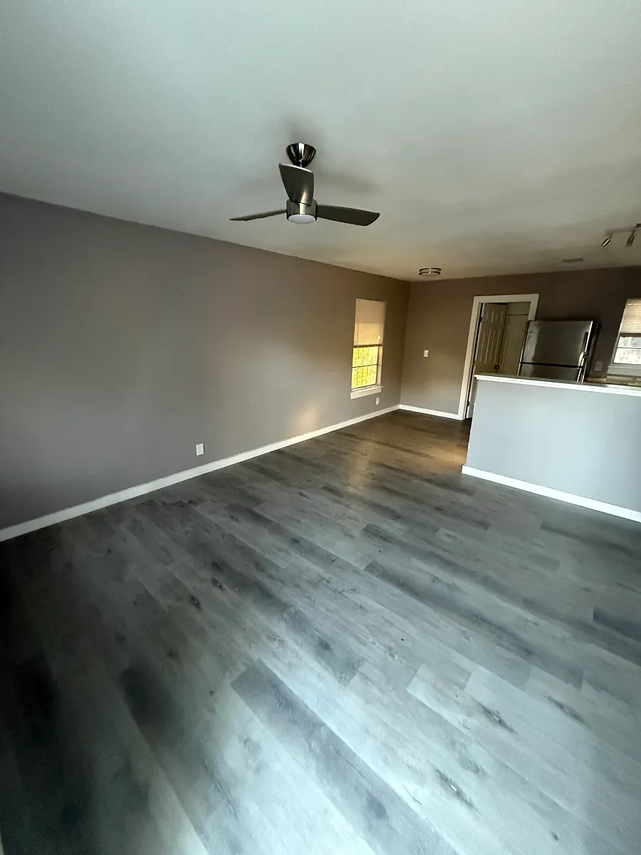 Building Photo - 327 Felps Blvd