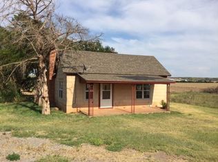 10042 N 1940 Rd, Cheyenne, OK 73628