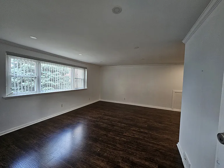 1612 Benson St #2 — Photo 17