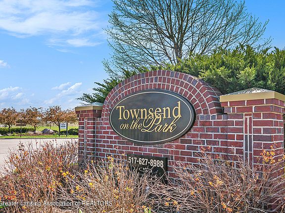 4th image of 12947 Townsend Dr APT 611