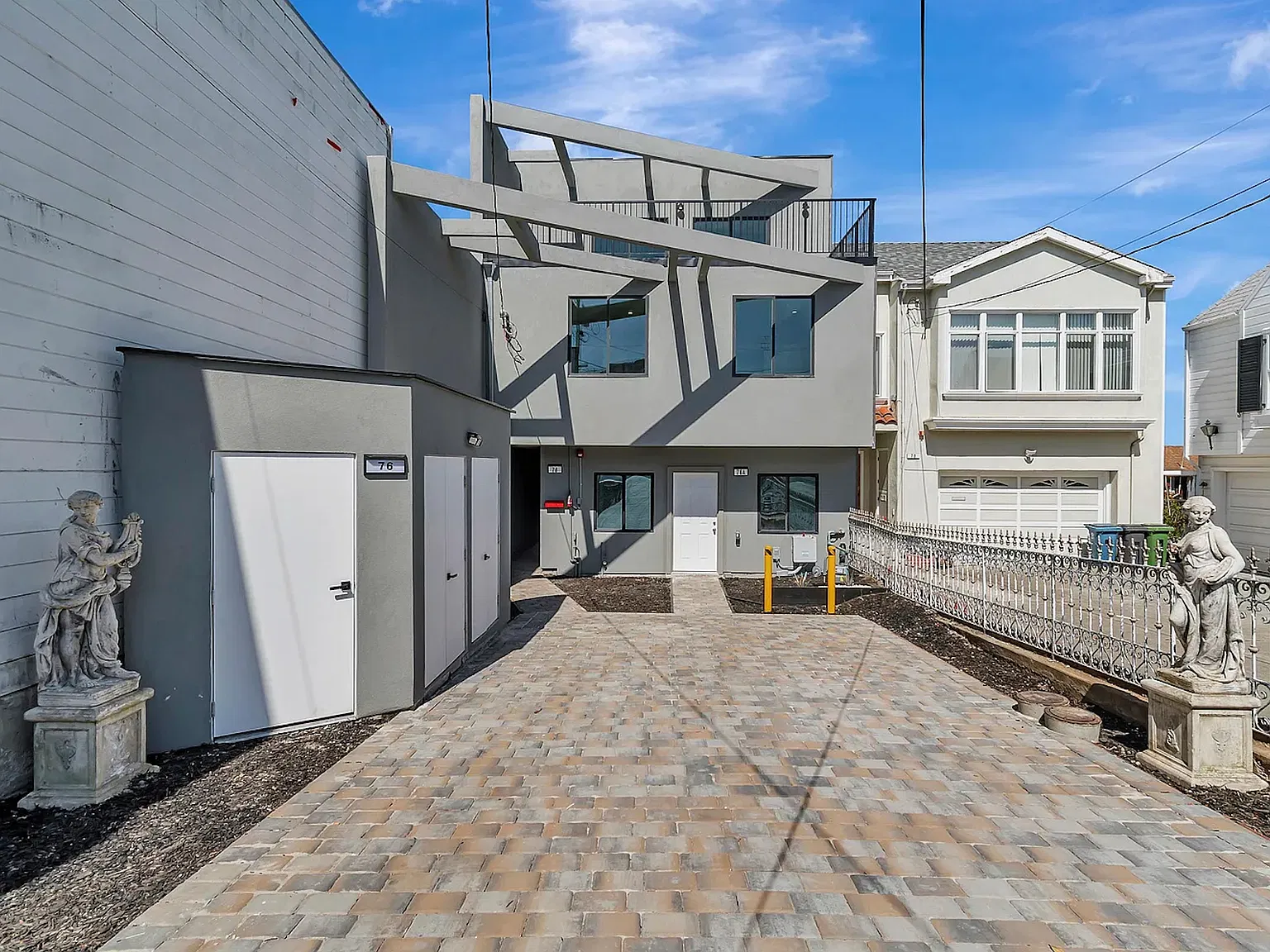 1 bed, $1,100 — Photo 1
