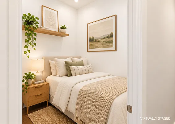 Bedroom, photo 1
