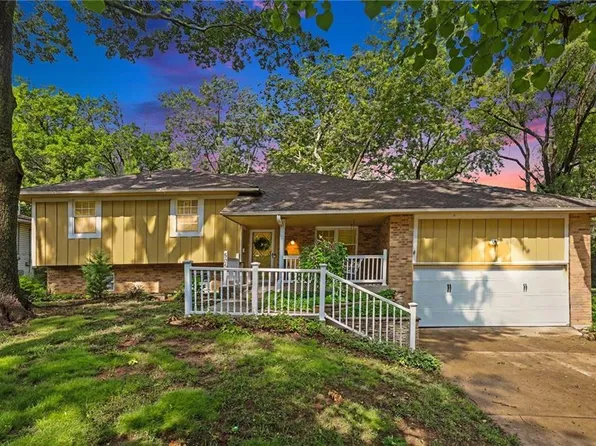 505 S Oscar St, Olathe, KS 66061