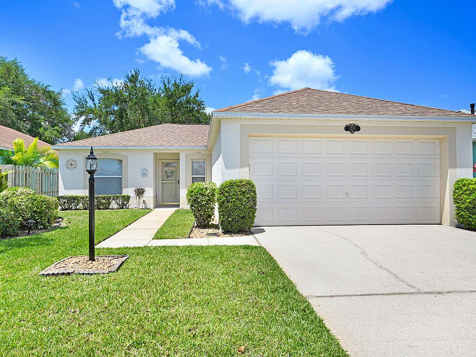 1st image of 1215 White Oak Cir