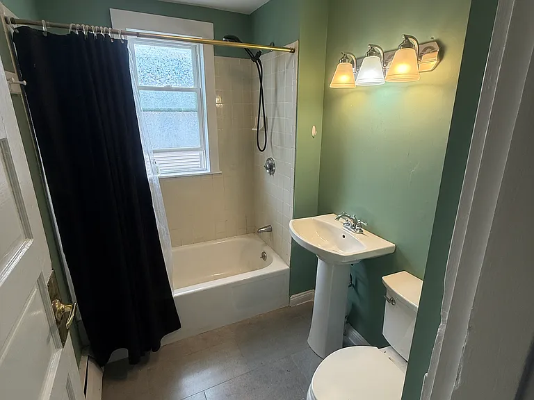 245 Boston Ave #2 — Photo 6