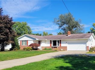 6015 Ford Rd, Elyria, OH 44035