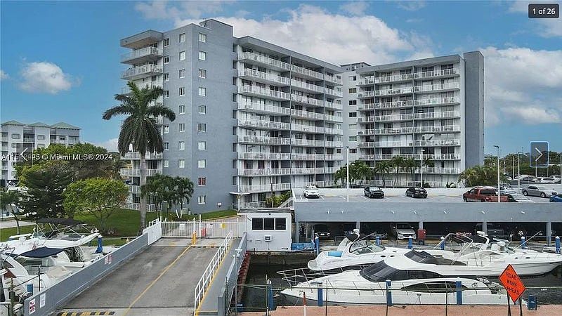 1st image of 1800 NW 24th Ave APT 315