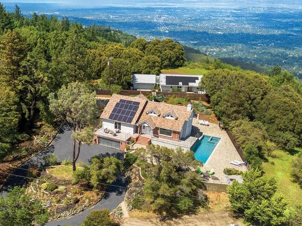 17074 Bohlman Rd, Saratoga, CA 95070