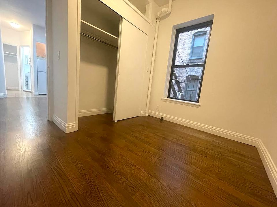 2nd image of 326 E 65th St APT 6