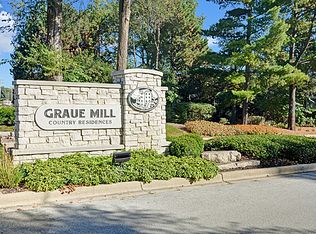 1140 Old Mill Rd APT 205F, Hinsdale, IL 60521