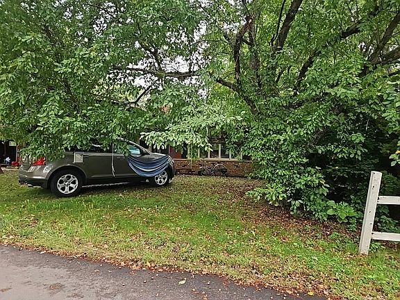 2nd image of 310 Lord Ave