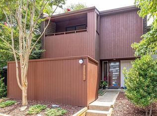 2013 Approach Ln, Reston, VA 20191