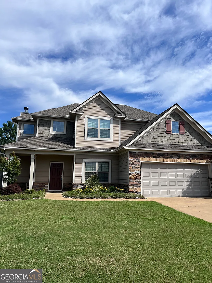 348 Linman Dr photo 1