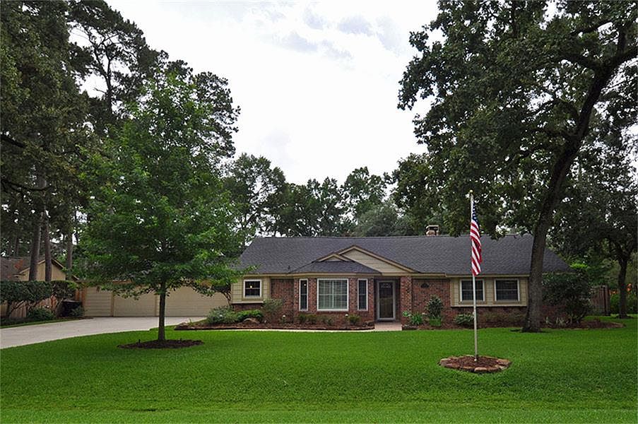 1st image of 710 Golden Bear Ln