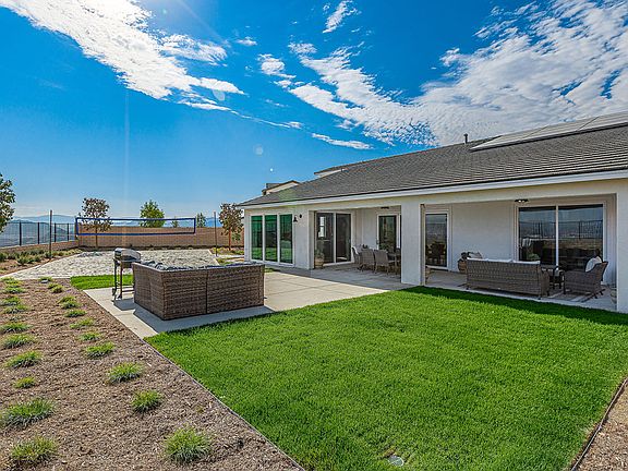 WR Orchard Plan 9 Model Home