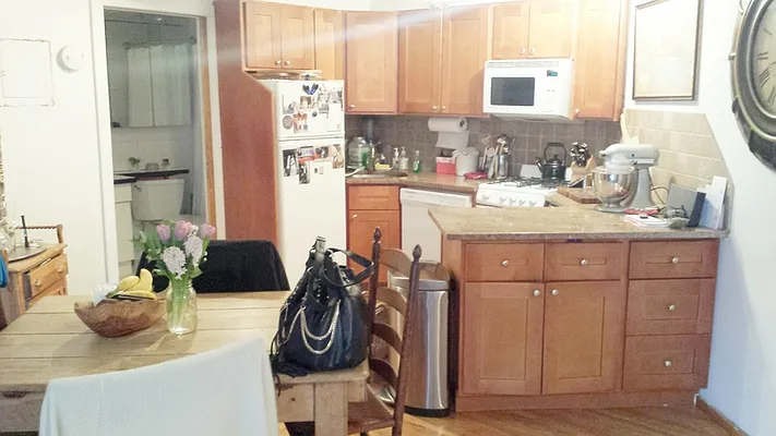 Rented by Chartwell Manhattan Realty | media 32