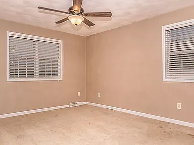 390 Tiona Rd — Photo 24