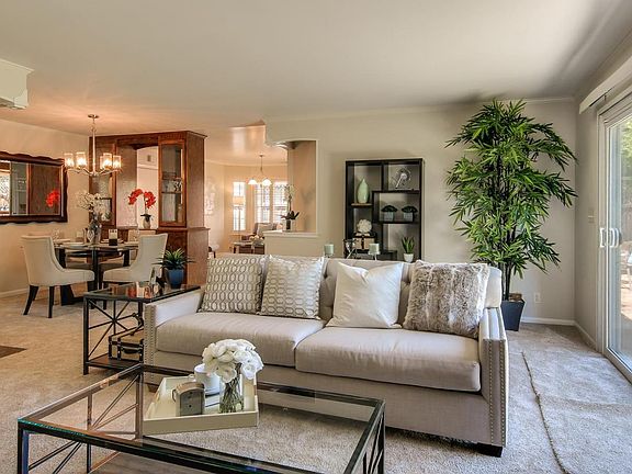3rd image of 803 Kozera Dr