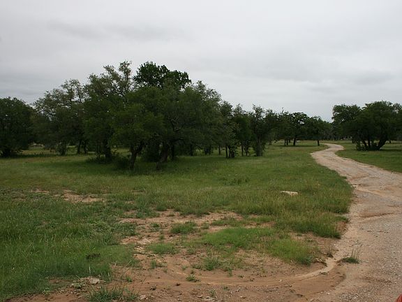 3rd image of 2701 Live Oak Rd