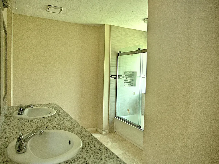 7219 Caddo Lake Ln — Photo 15