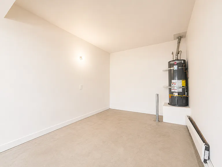 4420 Cloudywing Rd — Photo 37