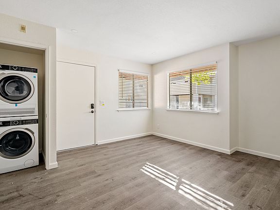 4th image of 3150 Rockview Pl APT 7