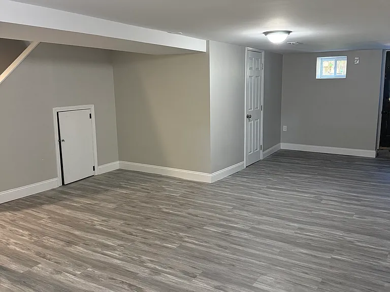798 N Grantley St — Photo 17