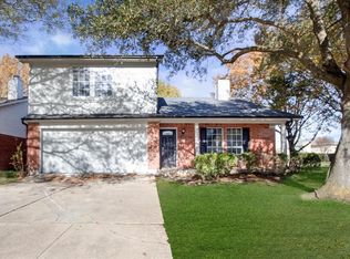 901 Danforth Pl, Arlington, TX 76017