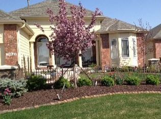 16620 Ellison Ave, Omaha, NE 68116