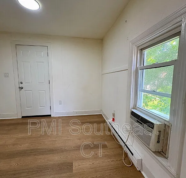 65 Shaw St #2-B — Photo 10