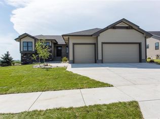 2218 W Hollow Brook Dr, Billings, MT 59106