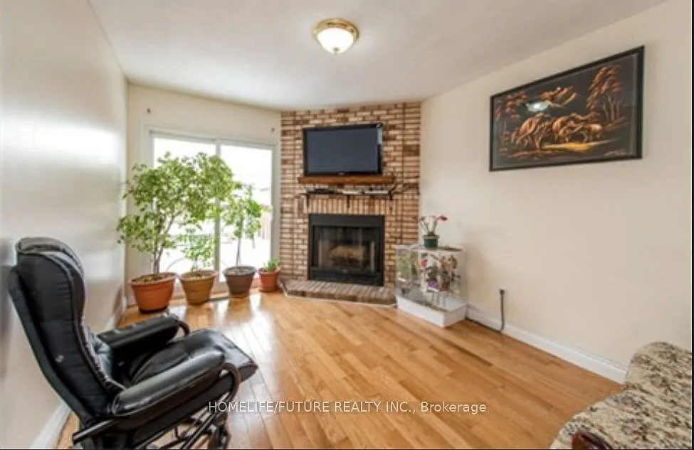 4 bed, $3,100 — Photo 2