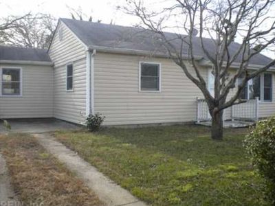 865 Lasser Dr, Norfolk, VA, 23513