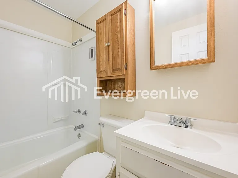 1022 Taylor St #1 — Photo 7