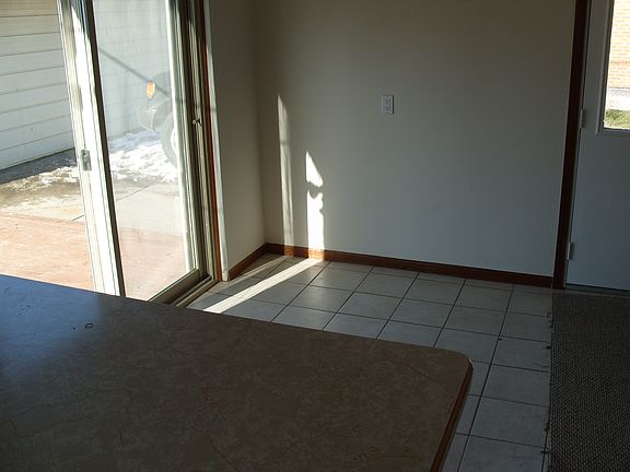 3rd image of 20222 Dubois St