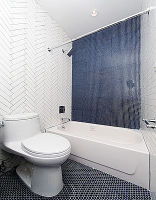 4th image of 446 W 19th St APT 2A