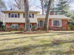 8233 Barningham Rd, Richmond, VA 23235