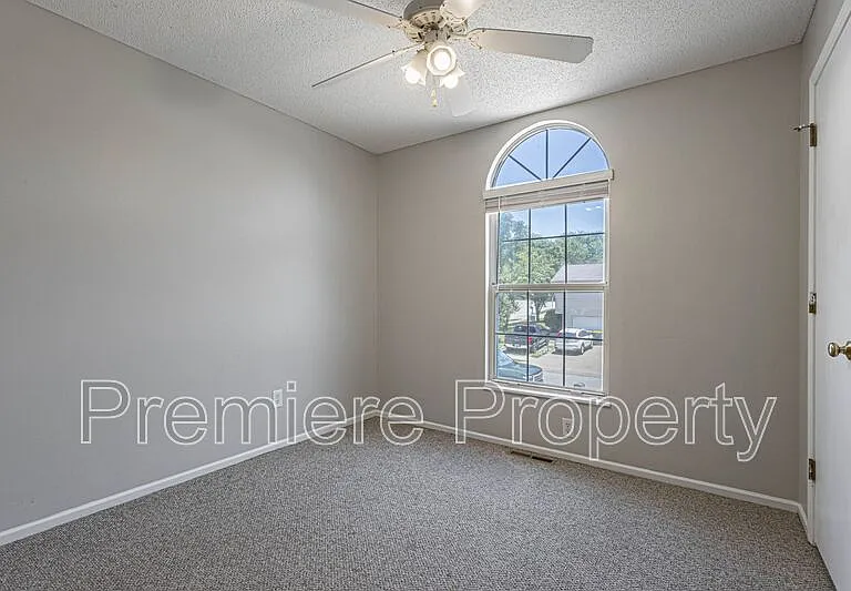 7408 N Atkins Ave — Photo 6