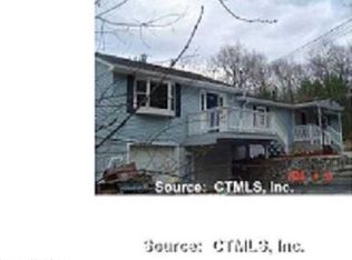 60 Ross Hill Rd, Putnam, CT 06260