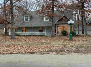 230 Red Oak Ln, Powderly, TX 75473