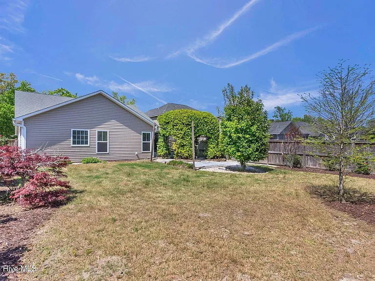 8530 Jadewood Dr — Photo 34