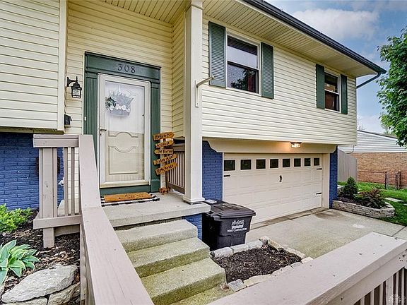 3rd image of 308 Pearhill Dr