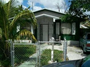 877 NW 73rd St, Miami, FL 33150