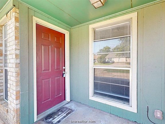 2nd image of 2508 Long Dr #A