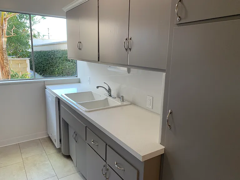 10539 W Valparaiso St — Photo 8
